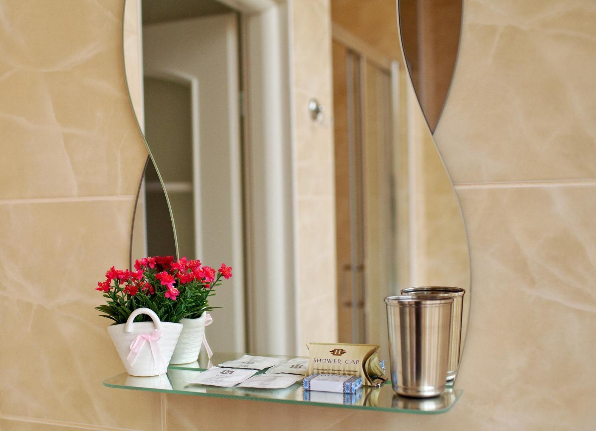 Misteriya Hotel Kharkov Phòng bức ảnh